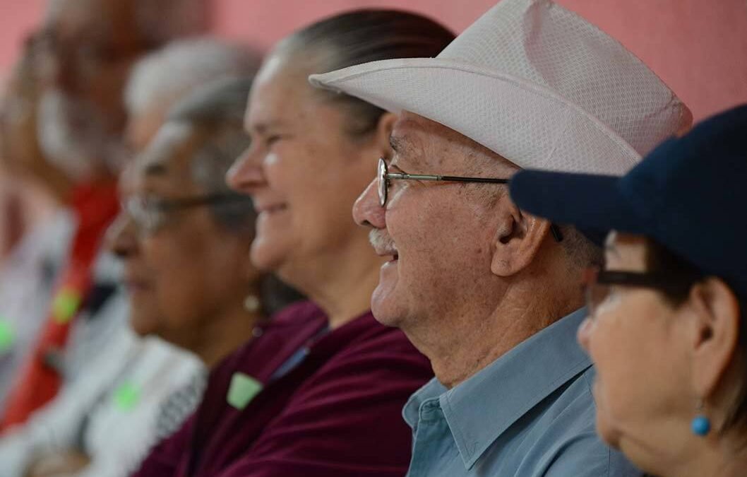 El alto costo de la vida golpea con fuerza a los adultos mayores
