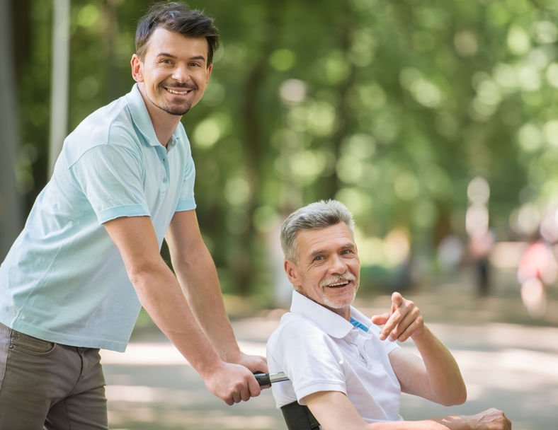 6 consejos para reducir el estrés cuando eres cuidador de una persona adulta mayor
