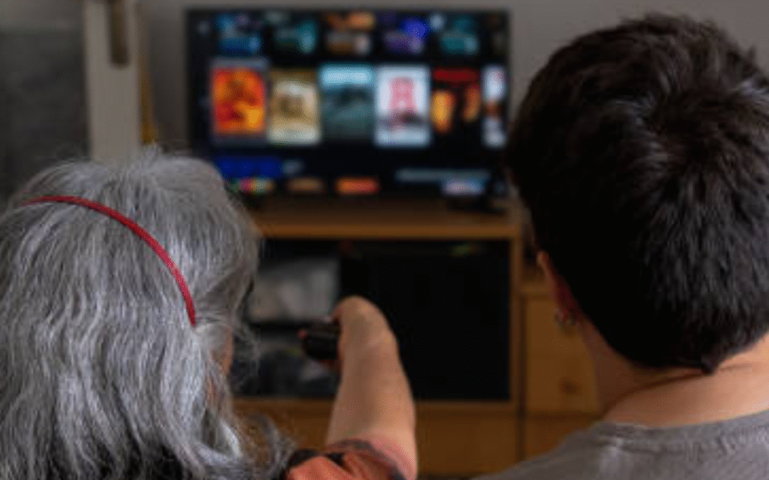 Del televisor al streaming: así conquistaron Netflix las personas mayores de 50 para seguir disfrutando sus telenovelas favoritas