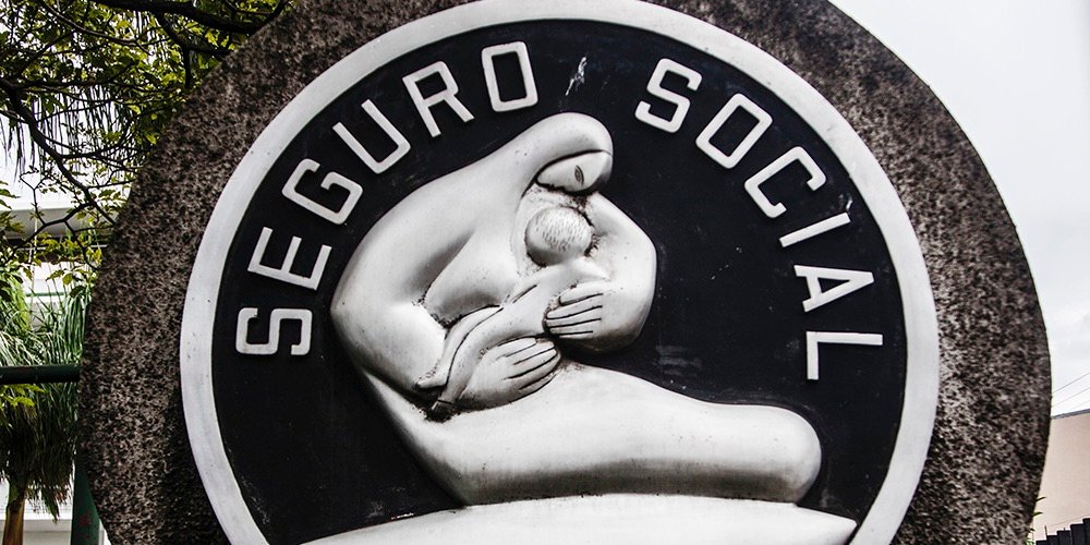 Presupuesto en riesgo: Atención a personas adultas mayores podría verse afectada por deuda histórica del Gobierno con la CCSS