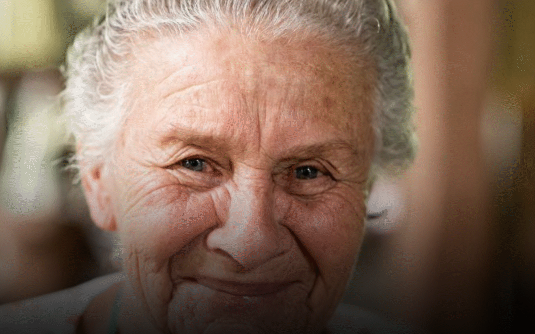 ¿Cómo hacen los centenarios para tener un sistema inmune tan fuerte? La ciencia tiene nuevas pistas