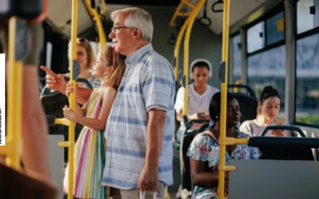 El transporte público y las personas mayores: cuando moverse se convierte en un obstáculo para vivir con dignidad