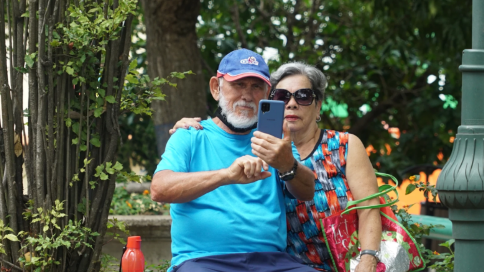 Día Mundial de la Felicidad 2026: Costa Rica alcanza el cuarto lugar del mundo, pero el reto es que esa felicidad también llegue a la vejez