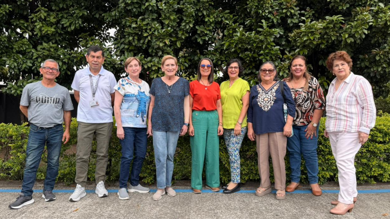 Adultos mayores en Costa Rica aprenden sobre sus derechos y se empoderan en la Universidad Santa Paula