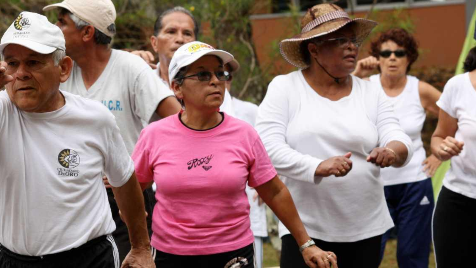Centros diurnos y envejecimiento activo en Costa Rica: la inversión silenciosa que impulsa la salud y el crecimiento económico