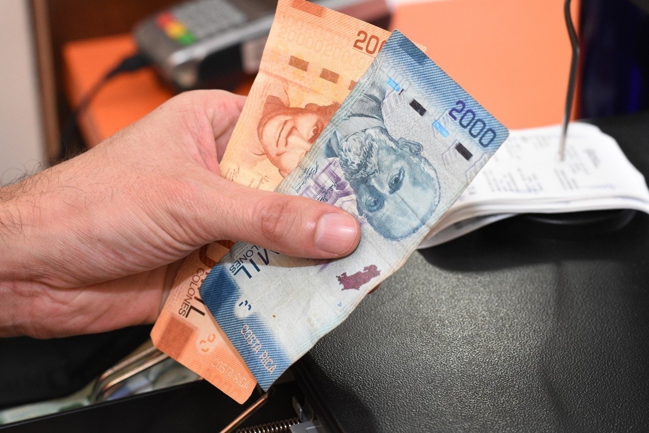 FCL en Costa Rica: cómo retirarlo y aprovecharlo inteligentemente después de los 50