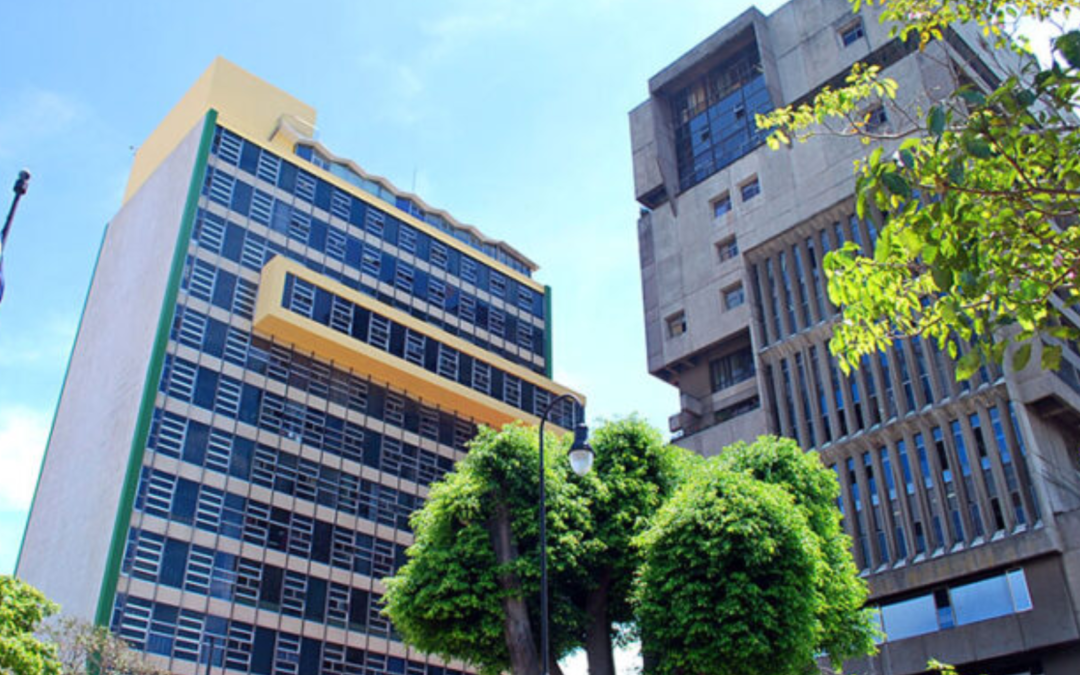 Nuevo gobierno, CCSS y Ministerio de Salud: ¿qué cambia para las personas mayores?