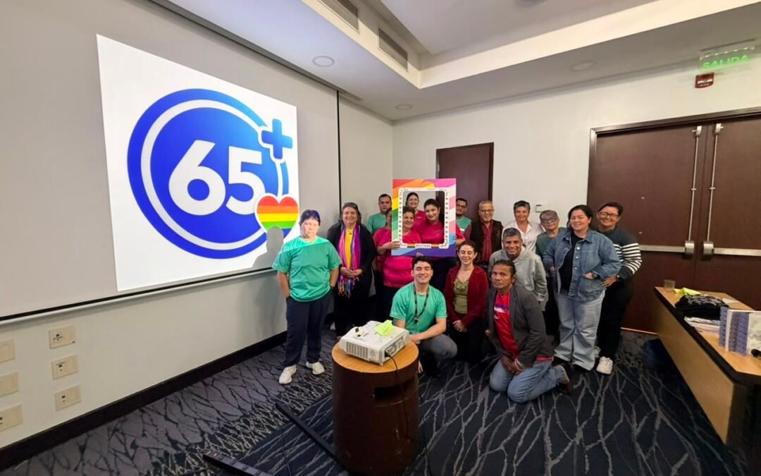 Organizaciones invitan a envejecer con orgullo: el distintivo 65+ LGBTQ+ llega a la Marcha del Orgullo de San José 2026